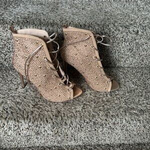 Elegant Tan Peep-Toe Ankle Boots